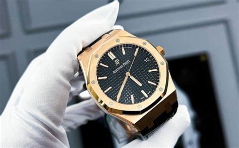 luxury watches reviews.